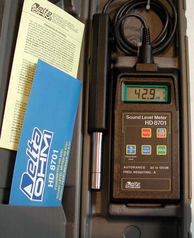 hd8701db01_400x492.jpg (39412 bytes)