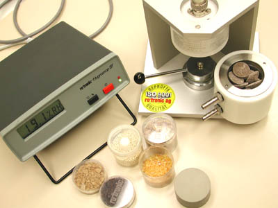 bt&suklaa600x400.jpg (25082 bytes)