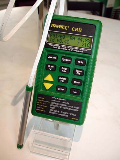 crh_06_400x533.jpg (48715 bytes)